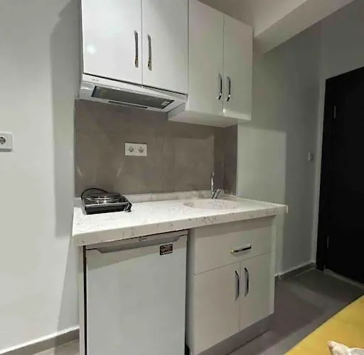 Espark Baglar 1+1+ Terasli Daire شقة *